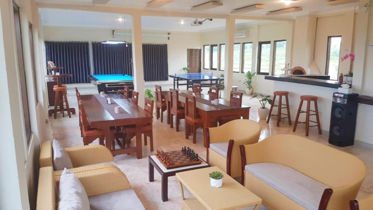 AirsatangMedewi Manor公寓式酒店 外观 照片